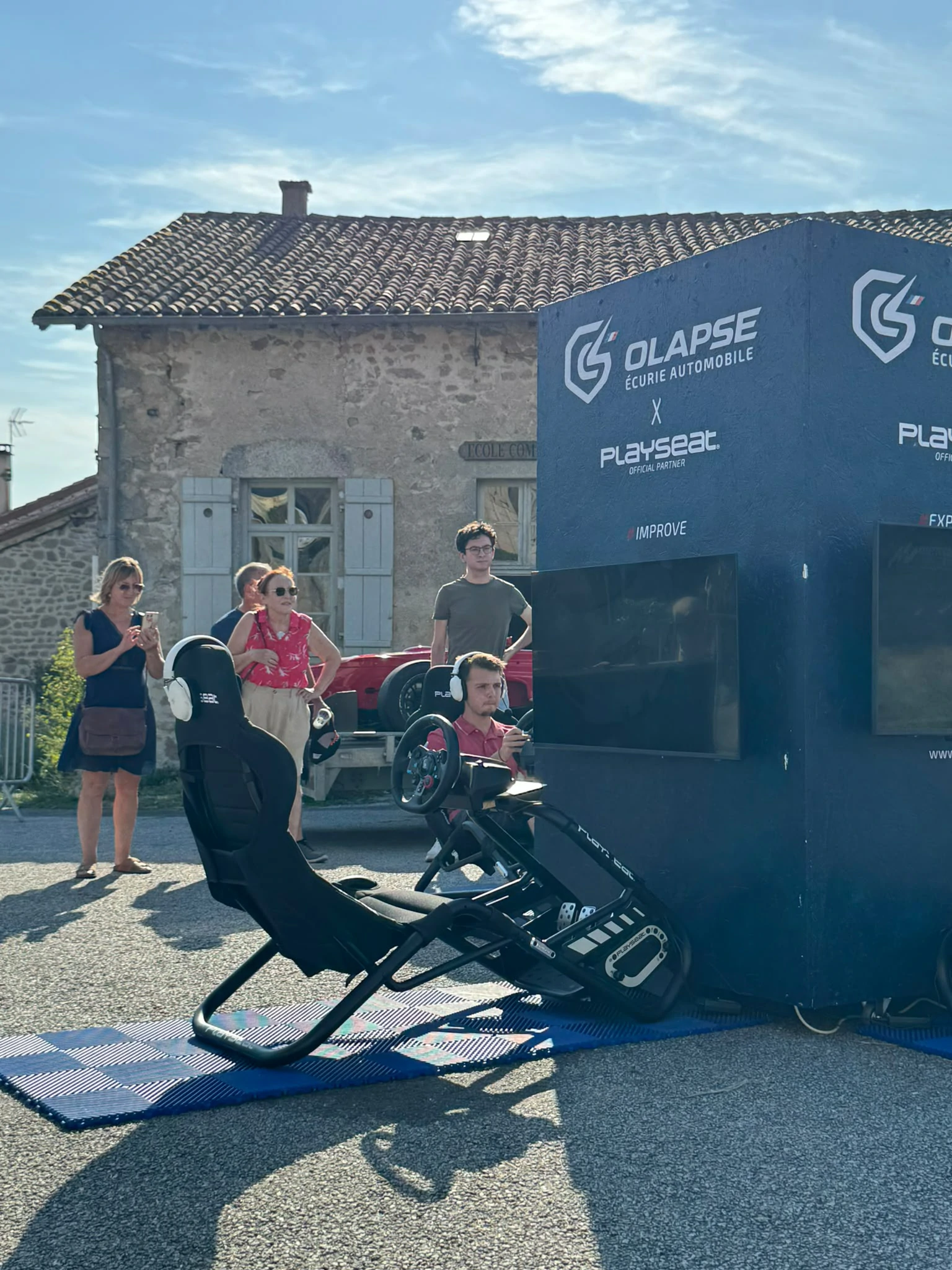 Participant au simulateur OLAPSE pendant le Challenge RC-CO à Montrol-Sénard